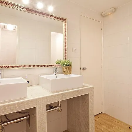 Loft Centre Apartment *